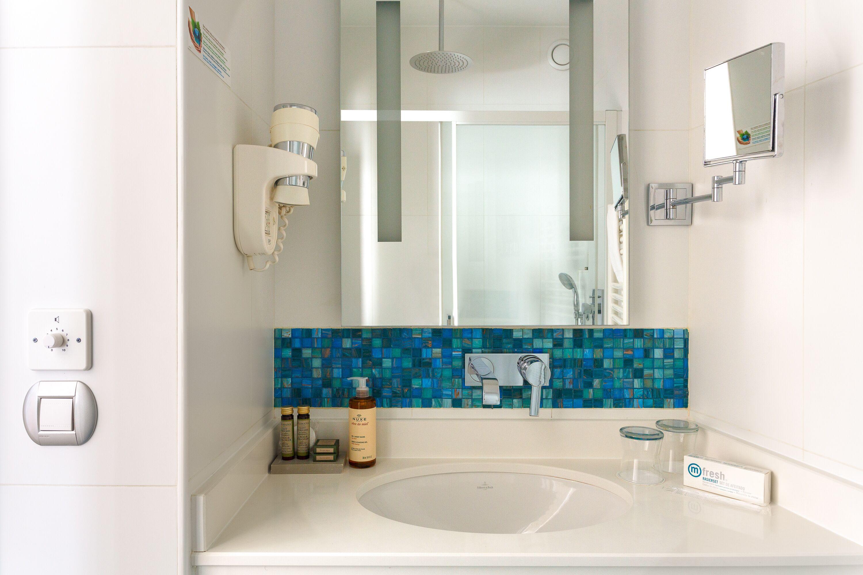 Serotel Opera Hotel 4*